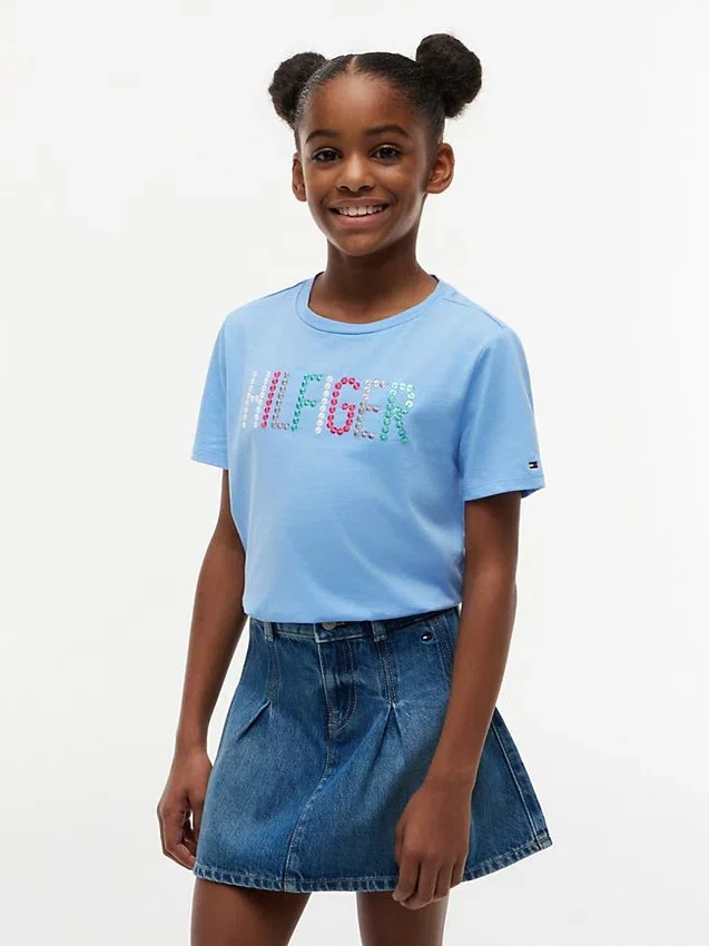 Camiseta infantil con logo Hilfiger de lentejuelas Camiseta infantil con logo Hilfiger de lentejuelas