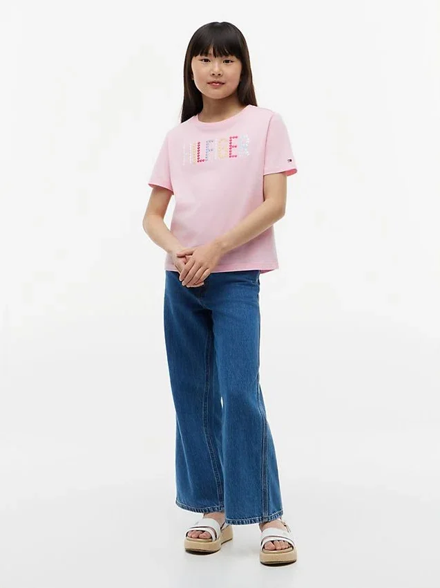 Camiseta infantil con logo Hilfiger de lentejuelas Camiseta infantil con logo Hilfiger de lentejuelas