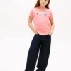 Camiseta infantil con logo multicolor en relieve Camiseta infantil con logo multicolor en relieve