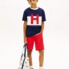 Camiseta infantil con logo náutico en bloques de color Camiseta infantil con logo náutico en bloques de color