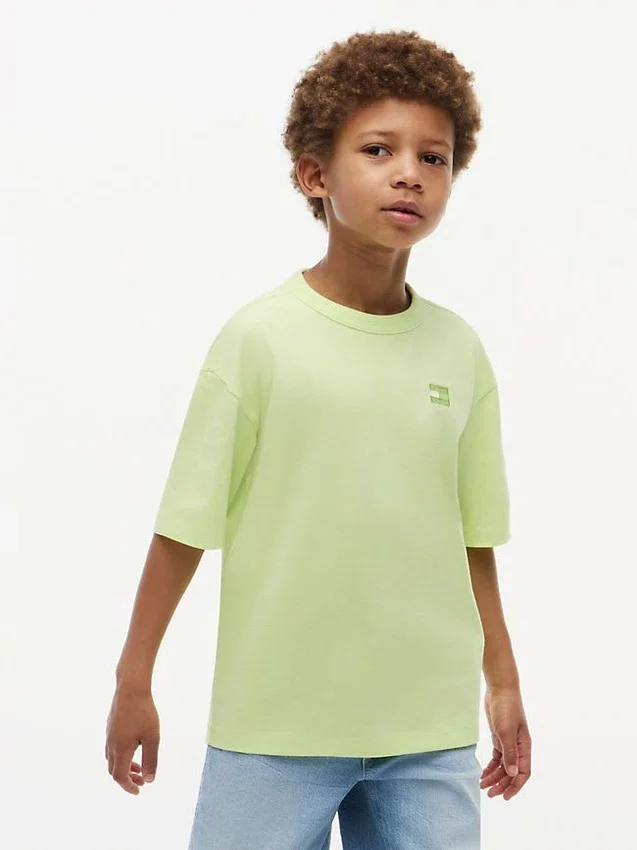 Camiseta infantil con logotipo de bandera en tonos Camiseta infantil con logotipo de bandera en tonos