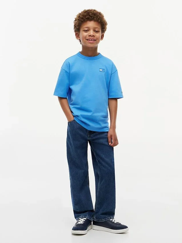 Camiseta infantil con logotipo de bandera en tonos Camiseta infantil con logotipo de bandera en tonos