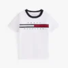 Camiseta infantil con logotipo y rayas de bandera Camiseta infantil con logotipo y rayas de bandera