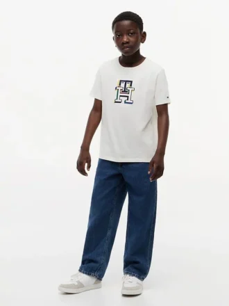 Camiseta infantil con monograma multicolor