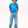 Camiseta infantil con monograma multicolor