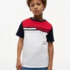 Camiseta infantil con rayas y bloques de color Camiseta infantil con rayas y bloques de color