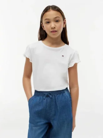 Camiseta infantil con ribete en las mangas