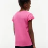 Camiseta infantil con ribete en las mangas