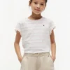 Camiseta infantil de rayas con ribete en las mangas Camiseta infantil de rayas con ribete en las mangas