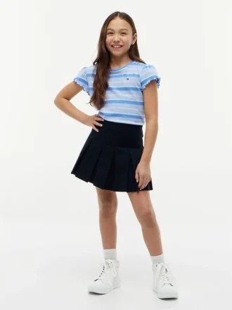 Camiseta infantil de rayas con ribete en las mangas Camiseta infantil de rayas con ribete en las mangas