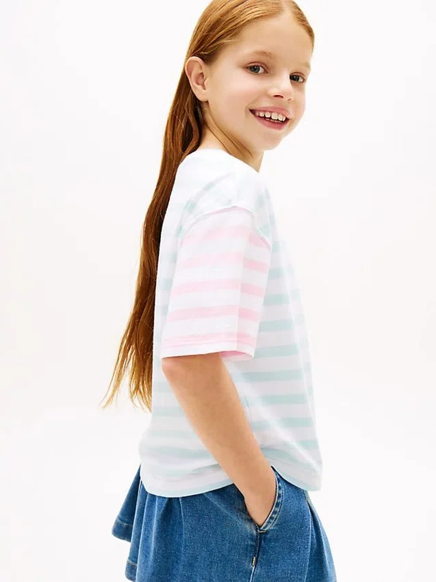 Camiseta infantil de rayas mixtas Camiseta infantil de rayas mixtas