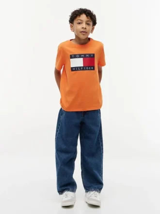 Camiseta infantil Tommy con el logotipo de la bandera