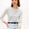 Camiseta ligera con cuello barco Camiseta ligera con cuello barco
