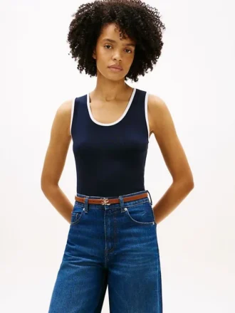 Camiseta sin mangas con cuello en V acanalado