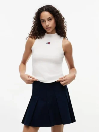 Camiseta sin mangas de cuello alto y corte ajustado de Tommy Jeans