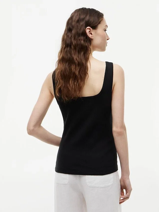 Camiseta sin mangas de punto calado con cuello cuadrado Camiseta sin mangas de punto calado con cuello cuadrado