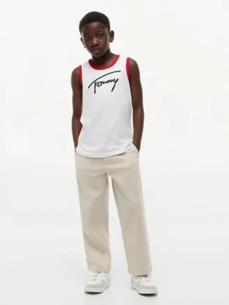 Camiseta sin mangas para niños con el logotipo de Tommy en letra cursiva