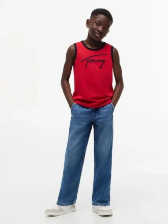 Camiseta sin mangas para niños con el logotipo de Tommy en letra cursiva