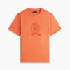 Camiseta teñida en prenda con logotipo de hoja de laurel