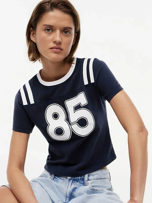 Camiseta Tommy Jeans 85 Varsity Camiseta Tommy Jeans 85 Varsity