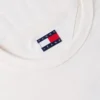 Camiseta Tommy Jeans con cinta con el logotipo característico Camiseta Tommy Jeans con cinta con el logotipo característico