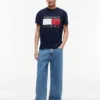 Camiseta Tommy Jeans con gran logotipo de bandera