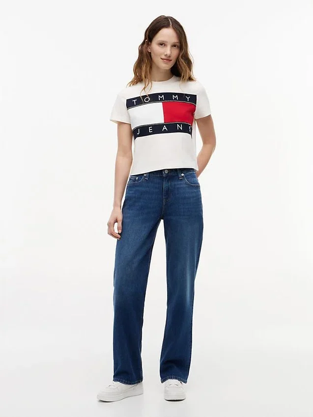 Camiseta Tommy Jeans con gran logotipo de bandera Camiseta Tommy Jeans con gran logotipo de bandera