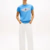 Camiseta Tommy Jeans con logotipo de bandera ondulada