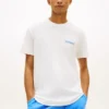 Camiseta Tommy Jeans con logotipo en la espalda Camiseta Tommy Jeans con logotipo en la espalda