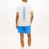 Camiseta Tommy Jeans con logotipo en la espalda Camiseta Tommy Jeans con logotipo en la espalda