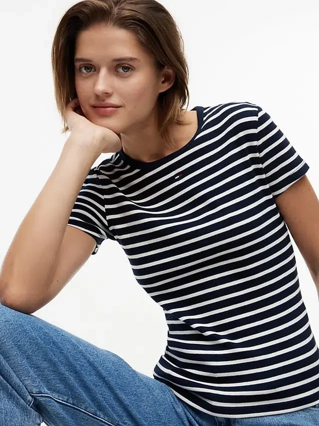 Camiseta Tommy Jeans Slim Stretch Ribbed Camiseta Tommy Jeans Slim Stretch Ribbed