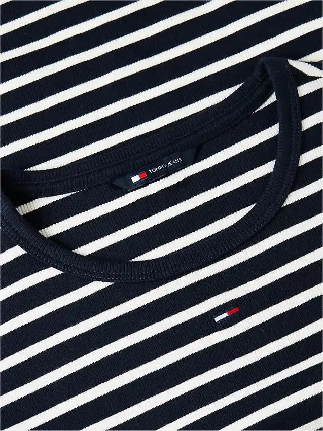 Camiseta Tommy Jeans Slim Stretch Ribbed Camiseta Tommy Jeans Slim Stretch Ribbed