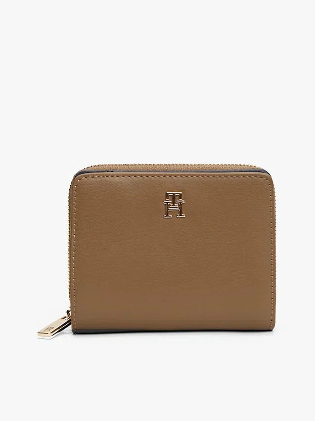 Cartera con cremallera y logotipo monograma Cartera con cremallera y logotipo monograma