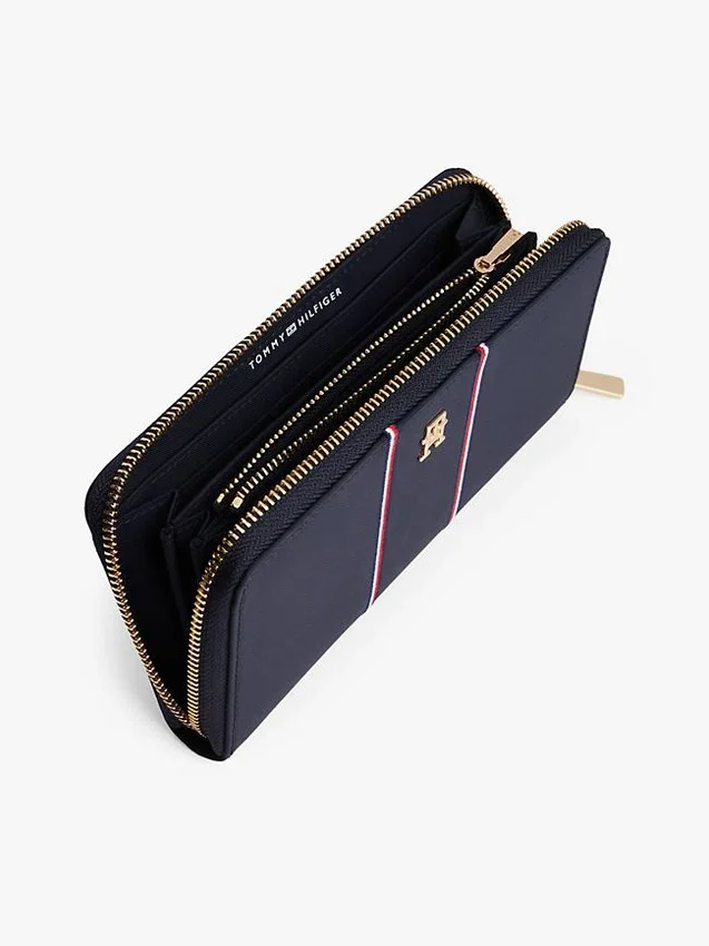 Cartera con cremallera y rayas distintivas Cartera con cremallera y rayas distintivas
