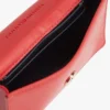 Cartera con solapa y cadena con logotipo Monogram