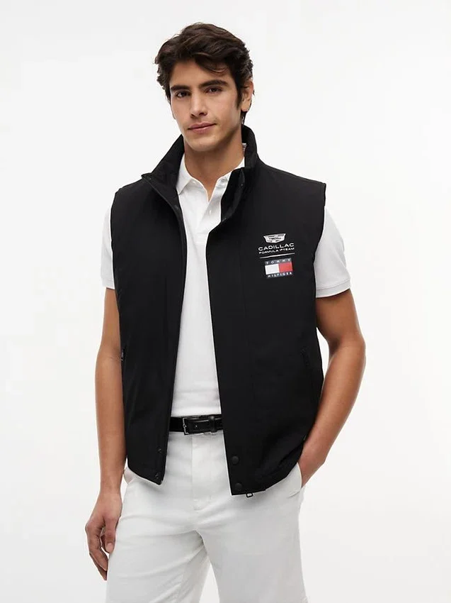Chaleco con el logotipo del equipo Tommy x Cadillac F1® Team Chaleco con el logotipo del equipo Tommy x Cadillac F1® Team