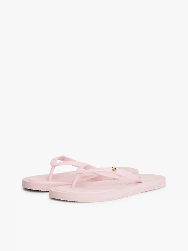 Chanclas con detalles de monograma Chanclas con detalles de monograma