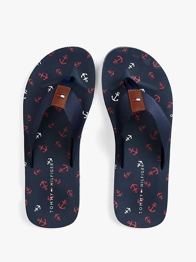 Chanclas con estampado de anclas Chanclas con estampado de anclas