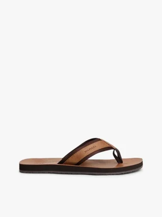 Chanclas con relieve
