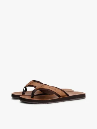 Chanclas con relieve