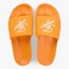 Chanclas de lona con monograma bordado Chanclas de lona con monograma bordado