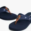 Chanclas de lona con monograma bordado Chanclas de lona con monograma bordado