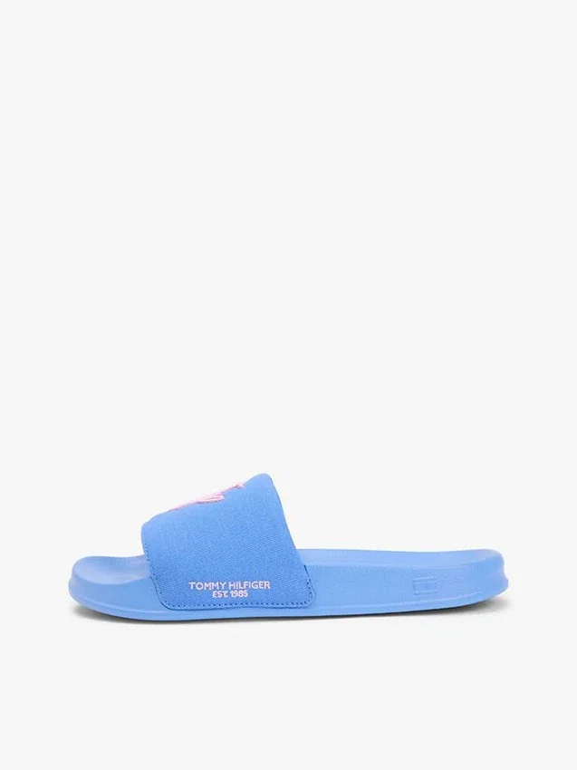 Chanclas de lona con monograma bordado Chanclas de lona con monograma bordado