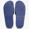 Chanclas de piscina con monograma bordado Chanclas de piscina con monograma bordado