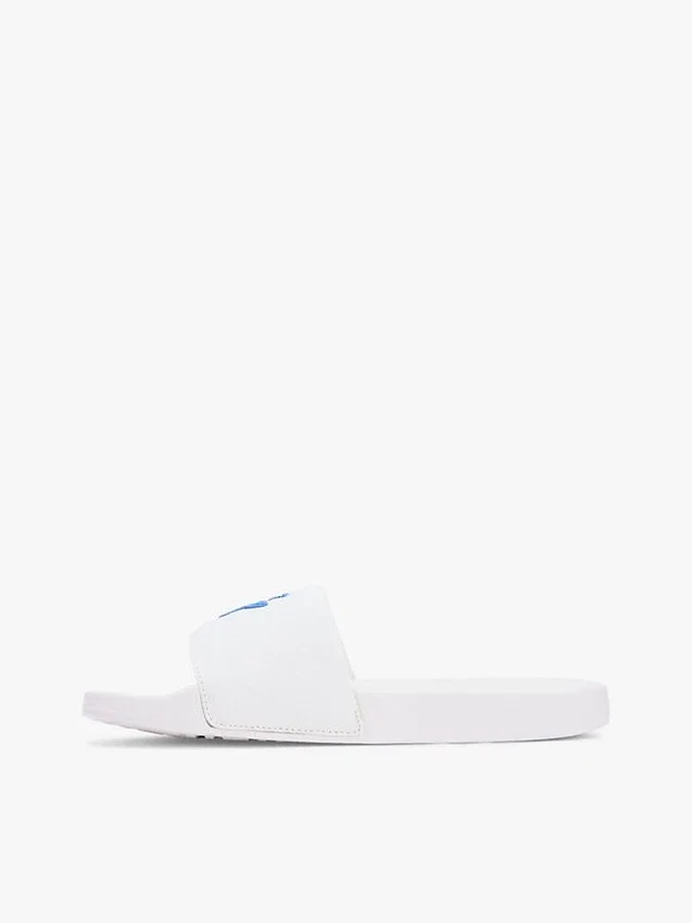 Chanclas de piscina con monograma bordado Chanclas de piscina con monograma bordado