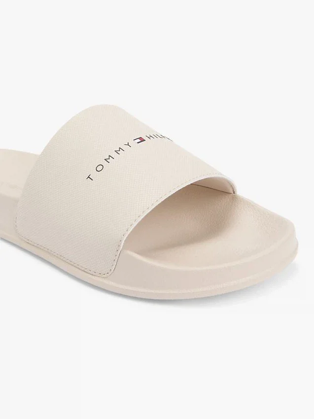 Chanclas de piscina con textura y logotipo de Tommy Chanclas de piscina con textura y logotipo de Tommy