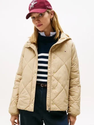 Chaqueta acolchada ligera con capucha Chaqueta acolchada ligera con capucha