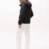 Chaqueta acolchada ligera con capucha Chaqueta acolchada ligera con capucha