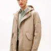Chaqueta con capucha impermeable y plegable Chaqueta con capucha impermeable y plegable