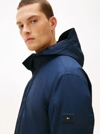 Chaqueta con capucha, impermeable y plegable